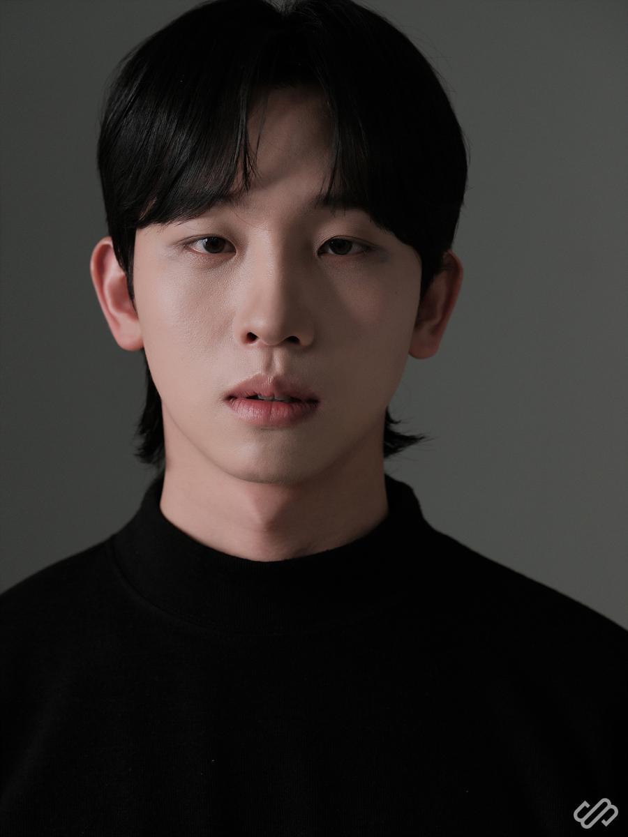 배우