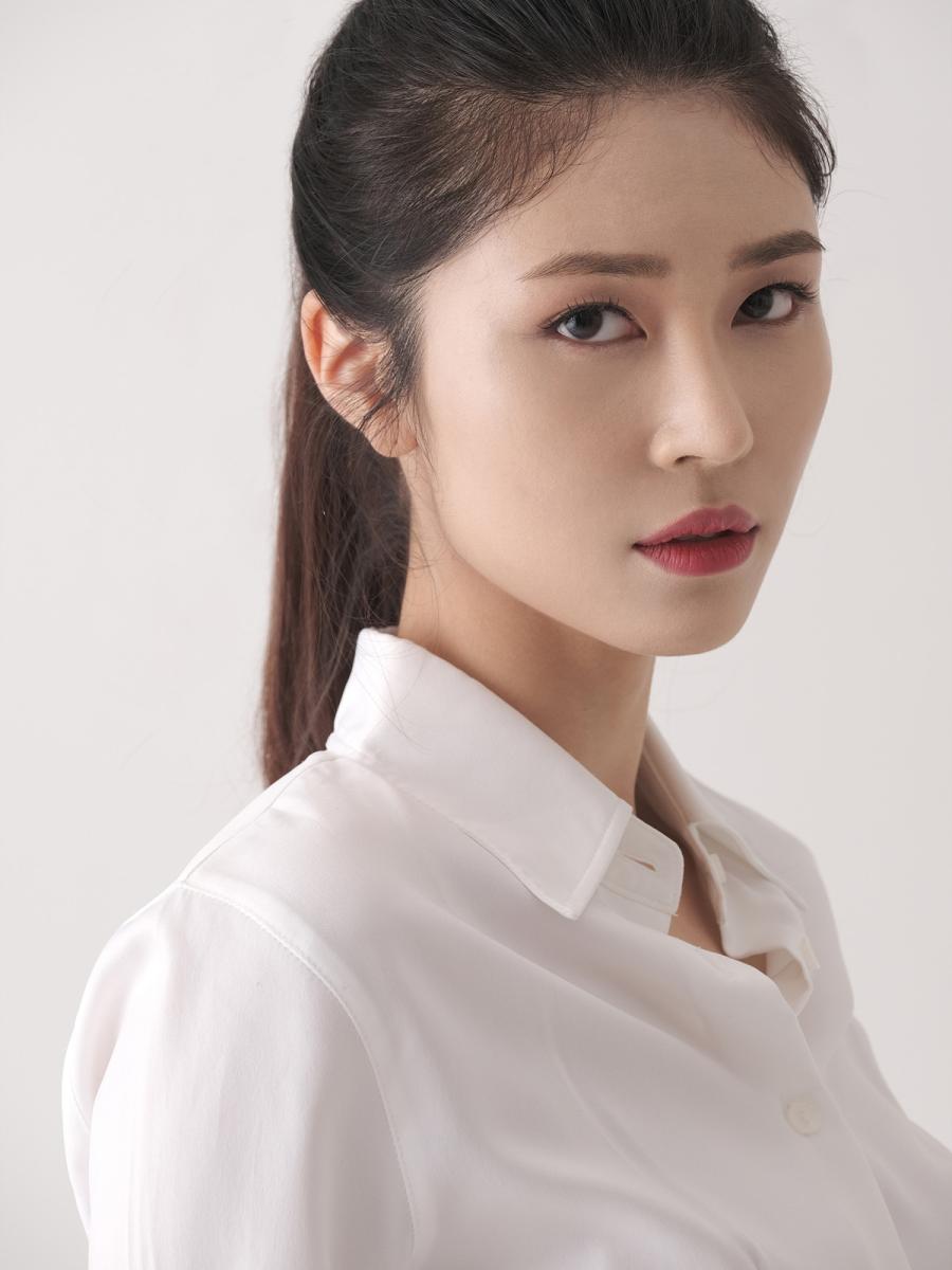 배우