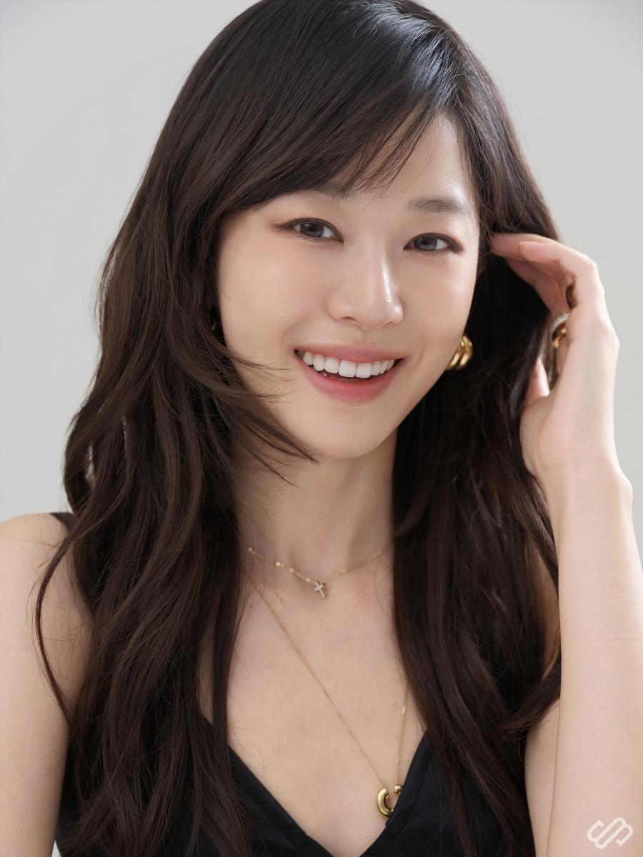 배우